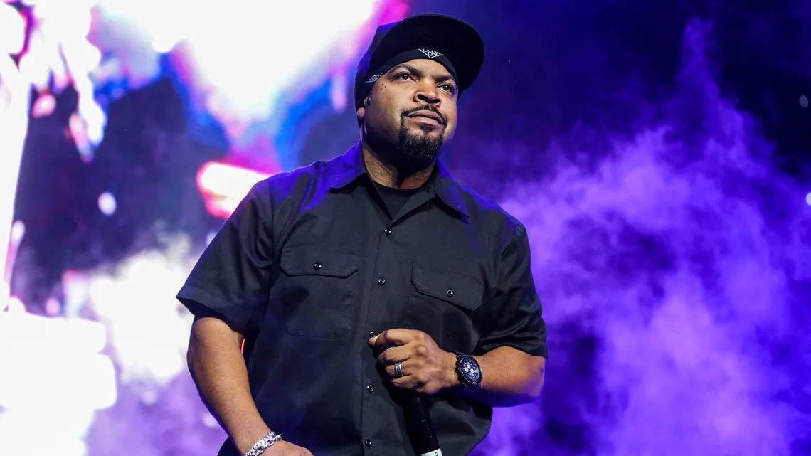 Ice Cube at Stir Cove