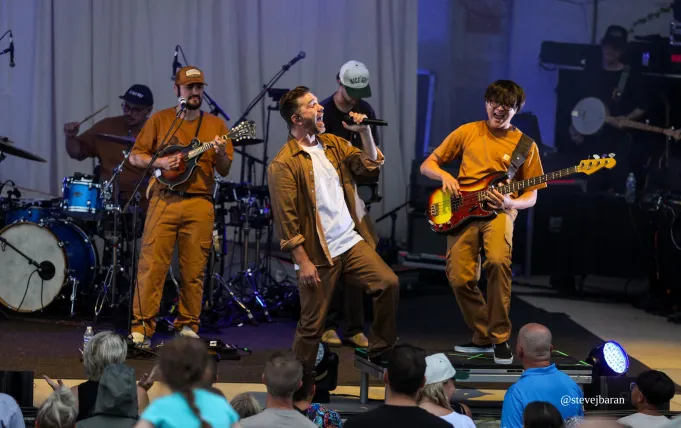 Andy Grammer & Walk Off The Earth